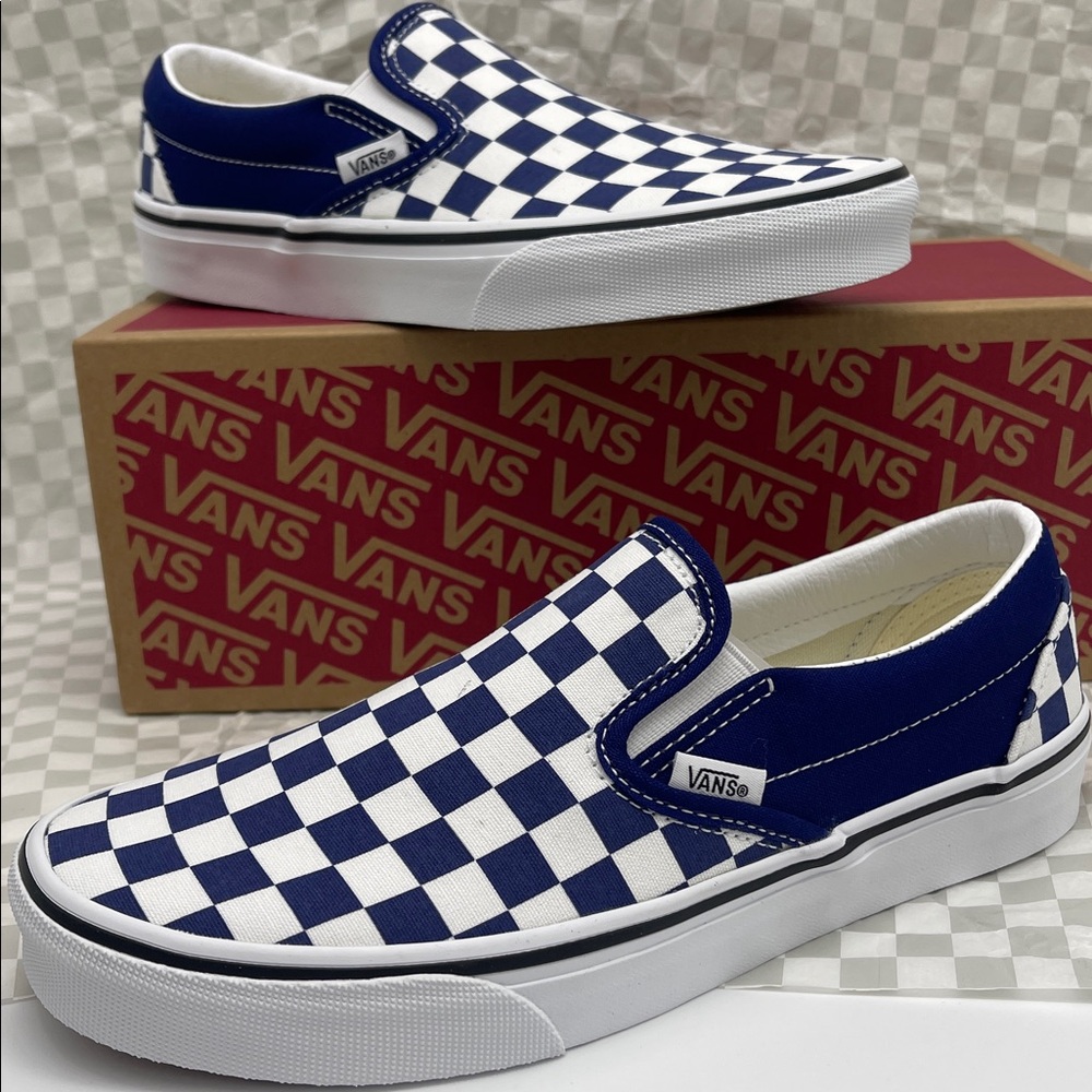 Vans WMNS Classic Slip-On
Color Theory Checkerboard
VN000BVZBYM Sneakers Beacon - Picture 13 of 16